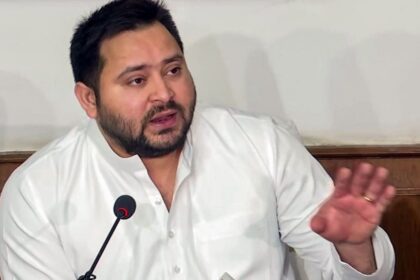 'Nitish releases them with AK-47': Tejashwi filmed the incident outside his Patna residence