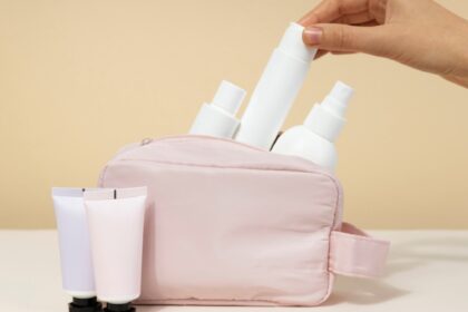 6 Best Korean Skin Care Kits for Beginners Wanting Glowing Glassy Skin