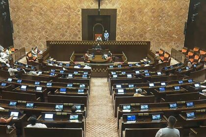 Cancer must declare a statewide notification disease. Union Territories: Congressional Panel