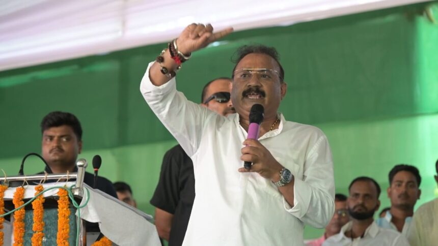 Why Nichish confidant Ashok Chaudhary is setting fire from all sides, agents, rivals, newcomers