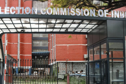 Bihar Sir: SC directs ECI to publish a list of 650,000 voters.