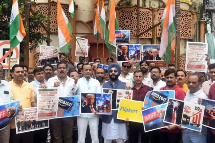 Go Swadeshi — RSS affiliate SJM seeks a boycott of Walmart Amazon after Trump's tariff hike