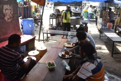 FSSAI requires that the "Food Safety Connect" app QR code be displayed in food facilities