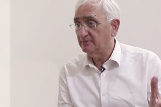 Congress chooses Kurshid, leads the party's foreign affairs division and leads the BJP ex-MP as vice-chairman