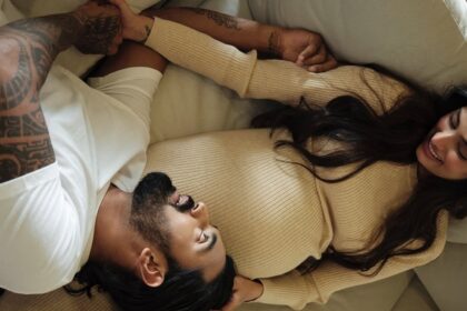 Athiya Shetty’s pregnancy photoshoot with KL Rahul is a masterclass in maternity style. From ribbed dresses to chic co-ords, here’s a breakdown of all her stunning looks.