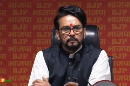 "Dust in your face...": Anurag Thakur applauds back to Rahul's "Voting Chori" on the "Fake Voters" list