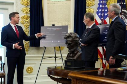 Pfizer agrees to reduce Medicaid prescription drug costs in its deal with Trump