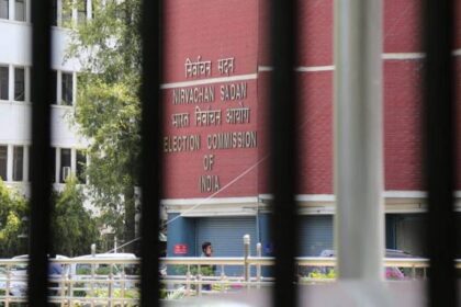 50 Lark's name has been removed. Bihar will later lose 6% of voters amid Oppn's "Voting Chori" allegations