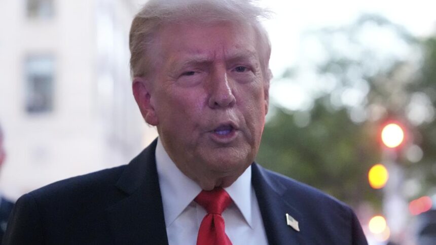 Trump urges the EU to impose 100% tariffs on China, and India will put pressure on Putin, sources say