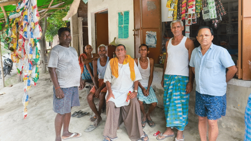 In Gopalganj in Bihar, Sar leaves both the NDA and Indian voters. But it's not "an election issue."