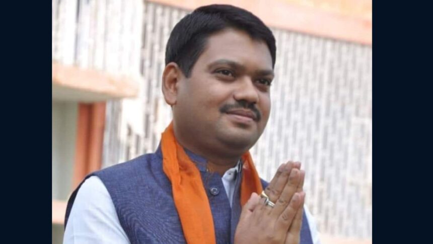 Within two days of these killings, the police registered an FIR in which they named Sanjeev Singh, BJP MLA at the time, and five others as accused.