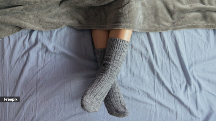 Do you follow these common sleep habits?