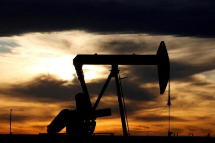 ONGC invests £8,110 crore to develop 172 onshore wells at Andhra and gets a "green node" from EAC