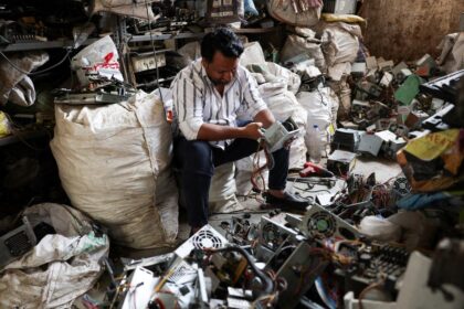 Cost of convenience: Health damage as a side effect of using digital tools