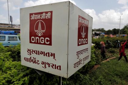 ONGC aims to cut costs by 15% to cope with lower oil prices