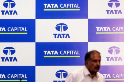 Tata Capital stock debuted flat on the market. More than 1%
