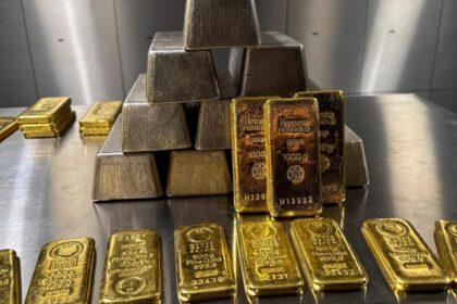 Gold, silver shine again on Deepavali as demand for safe-haven assets and value buying increase