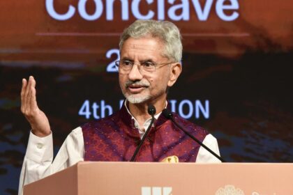 The Indian and US trade contracts must respect the "red line" of New Delhi. Efforts to Address the Issues: Jaishankar