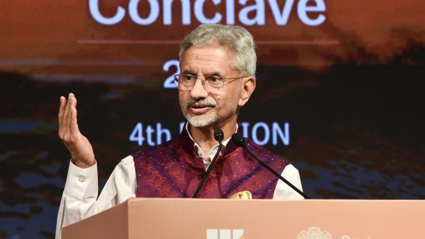 The Indian and US trade contracts must respect the "red line" of New Delhi. Efforts to Address the Issues: Jaishankar