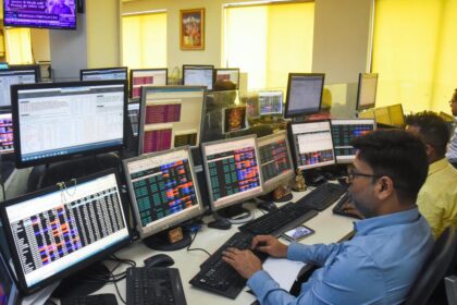 Stock markets rise as global peers soar due to expectations of US Federal Reserve interest rate cuts