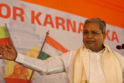 Siddaramaiah junks Oppn's prediction that Shivakumar will take over. "It will remain commercials for the next 2.5 years."