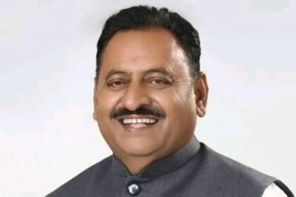 Shamrao Pandurang Patil, Devendra Fadnavis, Devendra Fadnavis government, Balasaheb Patil, Maharashtra cabinet, Mahayuti ministers land alliance in trouble, Mahayuti, Mumbai news, Maharashtra news, Indian express, current affairs