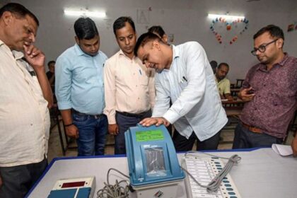 Patna: Election officials attend a training session ahead of the Bihar Assembly elections, in Patna, Thursday, Oct. 9, 2025. (PTI Photo)(PTI10_09_2025_000057A)