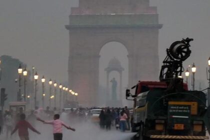 Delhi's air quality remains 'severe' with an AQI of 414 for the second day. GRAP Stage III curbstone installation