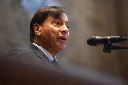 Steel tycoon Lakshmi Mittal to leave UK ahead of proposed tax on ultra-rich: report