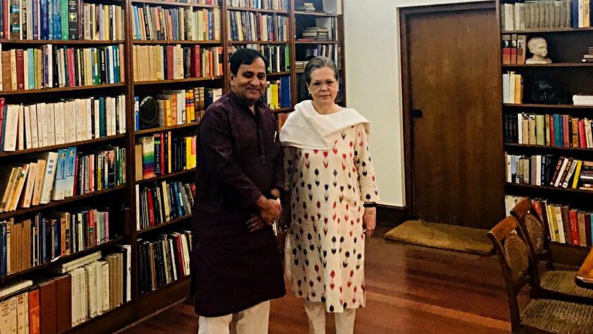 Congress veteran Shakeel Ahmad quit the party after the Bihar polls. Defend your beliefs, not your friends