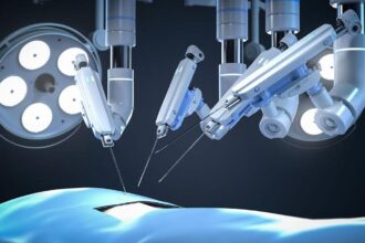 Experts encourage students to explore careers in medical technology