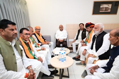 hemant khandelwal with bjp leaders