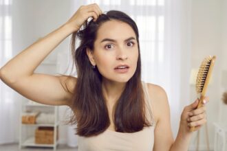 Winter troubles: Learn about scalp health and how to solve them!