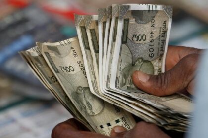 Rupee hits record low of Rs 90: Calculated move by RBI or sign of loss of control?