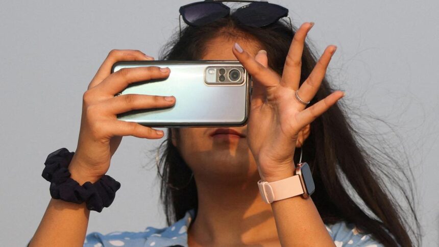 India's smartphone exports to US triple to $1.47 billion in October