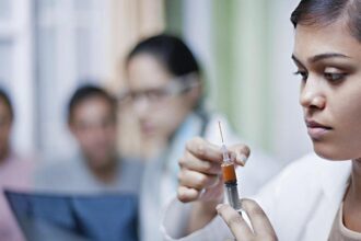 Indian women's ovaries age faster than white women: Why?