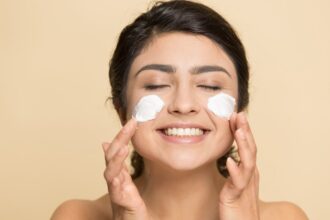 Ceramides, squalane, lipids: the most necessary winter skin care ingredients for the barrier