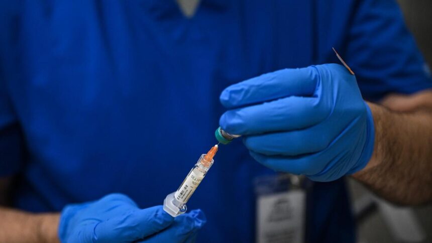 Study finds that shingles vaccine may also slow biological aging in older people