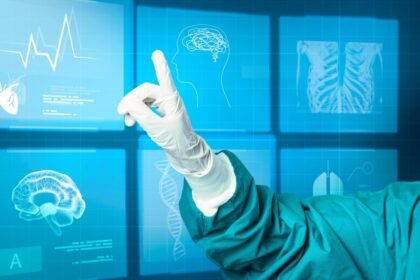 AI helps doctors detect breast cancer through scans: world's first trial