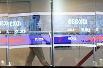 Stock market rebounds over 1% on value buying after budget cancellation