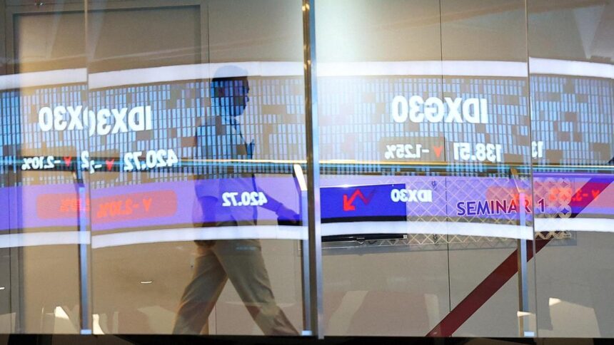 Stock market rebounds over 1% on value buying after budget cancellation