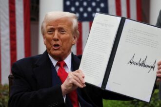 US Supreme Court rejects President Trump's global tariffs