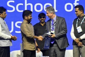 Pharmaceutical industry leaders say traditional financing remains a hurdle to drug innovation