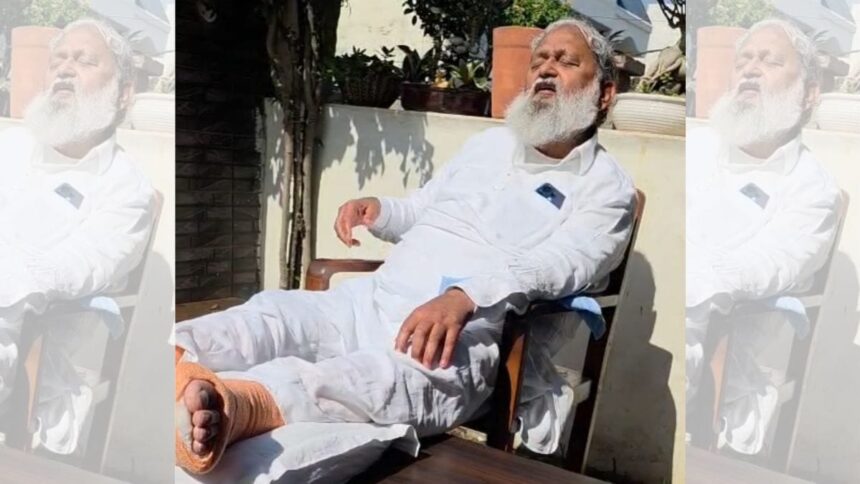 'What do you think now?' Haryana singer-minister Anil Vij breaks a bone, not a broken bone.