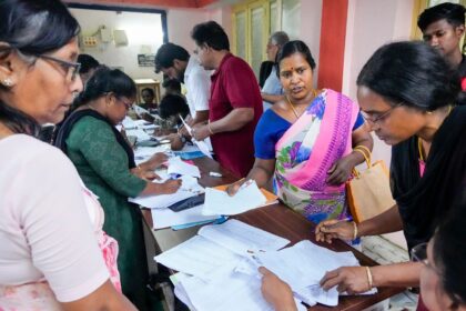 TMC MP to SC on SIR: Unauthorised reviews, dodgy log-ins, blurred papers