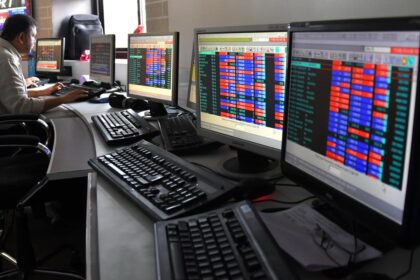 Investors continue to sell stocks as oil prices soar. Sensex, Nifty fall over 2%