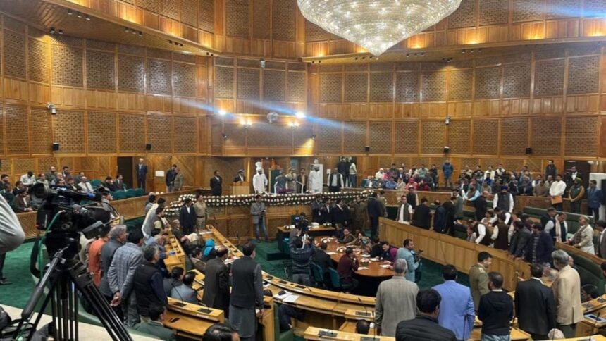 The Bill seeks a divisional status for the Chenab and Pir Panjal regions of Jammu division.