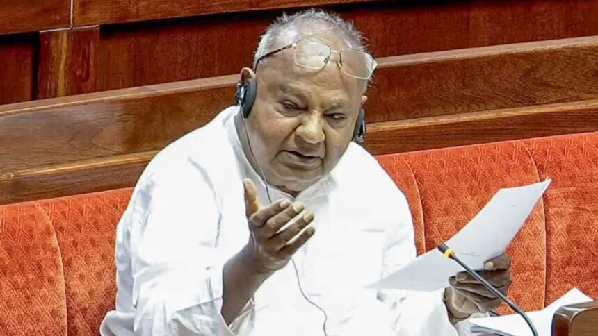 Dev Gowda hits back at Kharji: 'I was forced to marry a Congressman and asked for a divorce'