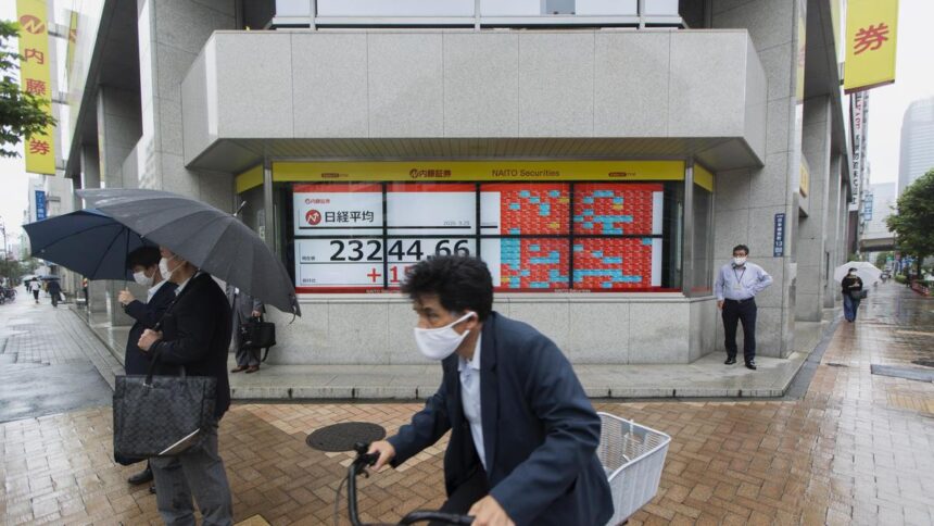 Asian stocks fall as hopes for a resolution to the Iran issue fade