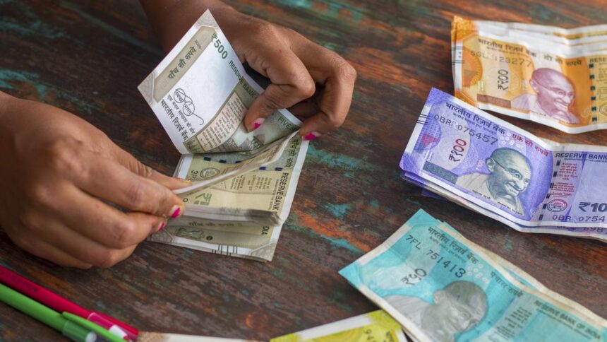 The rupee rebounded from its all-time low to 91.85 rupees against the US dollar.